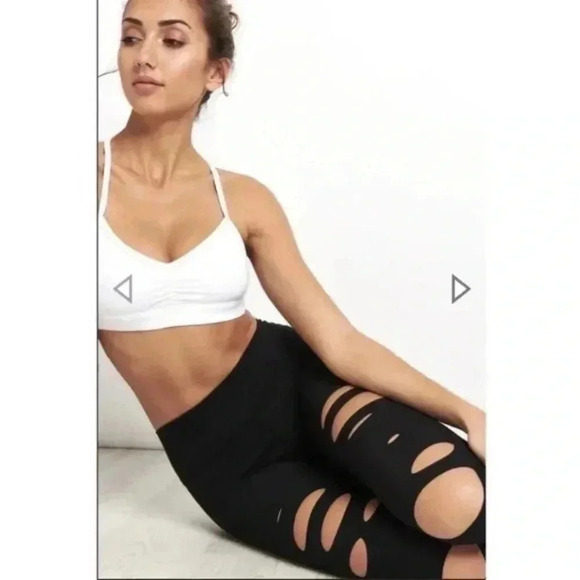 Alo Yoga Ripped Warrior Leggings - Picture 14 of 14